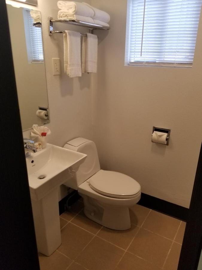 Best Lynnwood Inn Zewnętrze zdjęcie