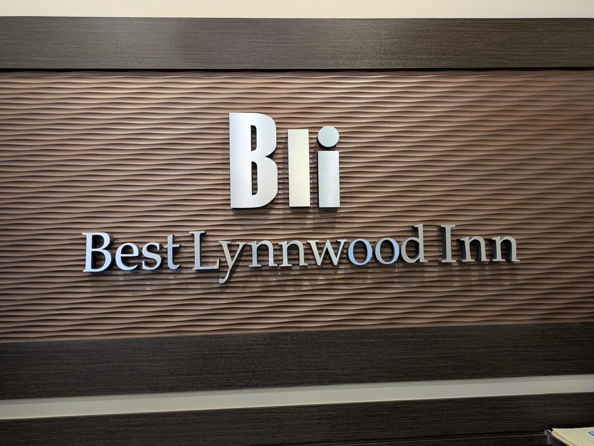 Best Lynnwood Inn Zewnętrze zdjęcie